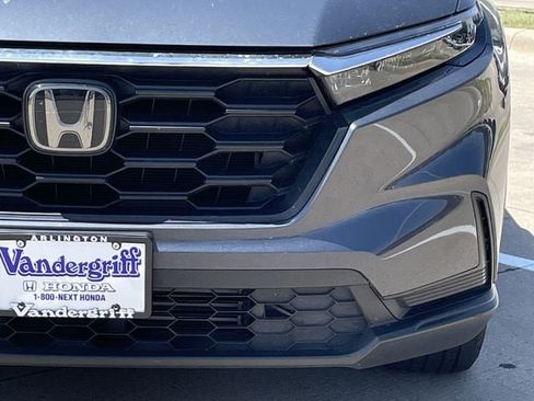 Used 2024 Honda CR-V LX image 7