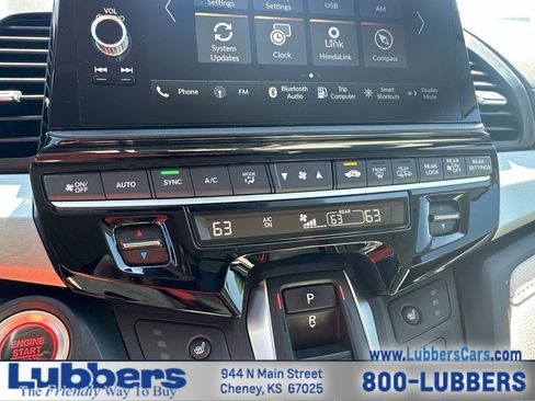Used 2025 Honda Odyssey EX-L image 18