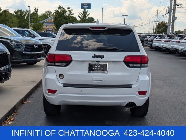 Used 2020 Jeep Grand Cherokee Altitude RWD image 6
