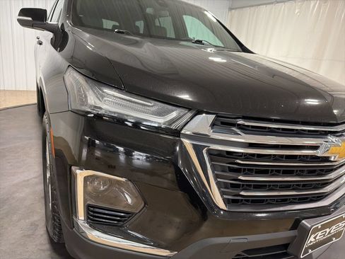 Used 2023 Chevrolet Traverse LT w/ LPO, Floor Liner Package AWD/4WD image 13