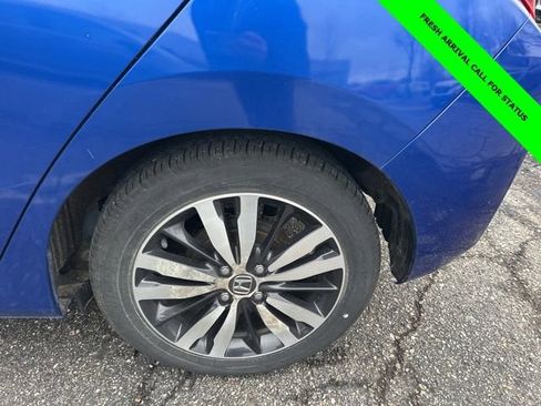 Used 2017 Honda Fit EX image 11