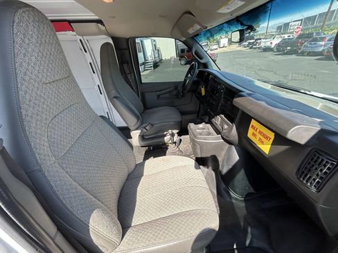 Used 2020 Chevrolet Express 2500 2500 3dr Cargo Van w/ Driver Convenience Package image 34