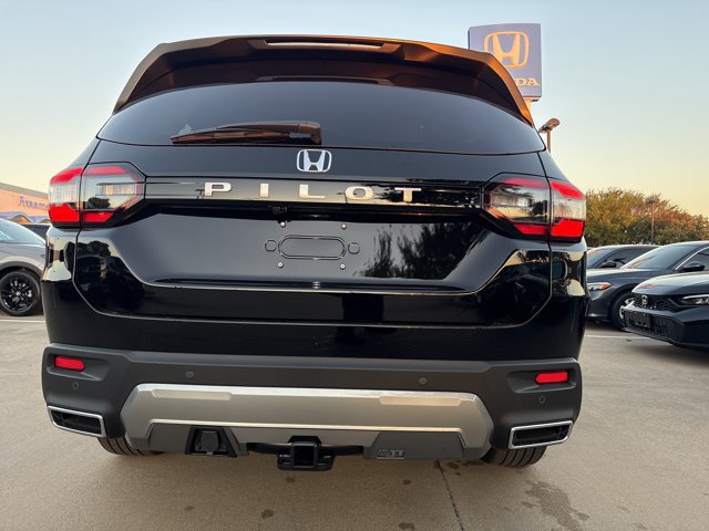 New 2026 Honda Pilot EX-L image 3
