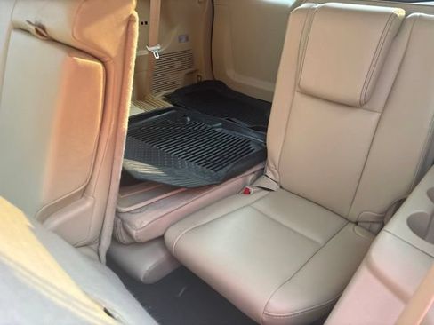 Used 2018 Toyota Highlander XLE AWD/4WD image 18