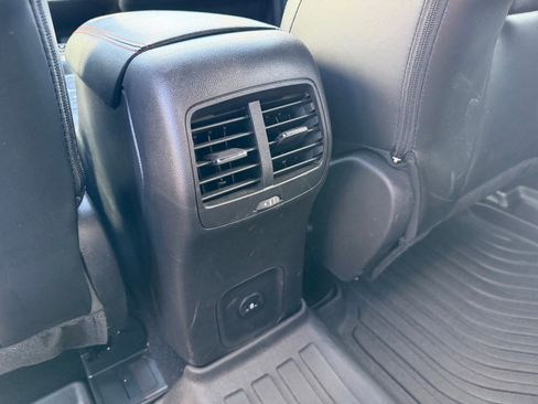 Used 2025 Ford Escape ST-Line w/ Equipment Group 301A FWD image 16