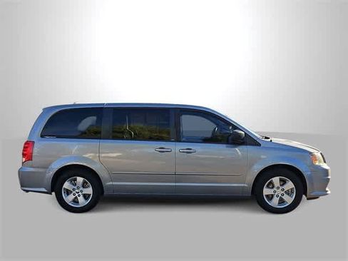 Used 2013 Dodge Grand Caravan SE image 9