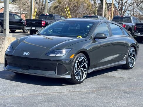 Used 2024 Hyundai Ioniq 6 SEL RWD image 2
