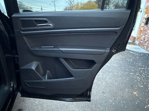 Used 2018 Volkswagen Atlas S image 20