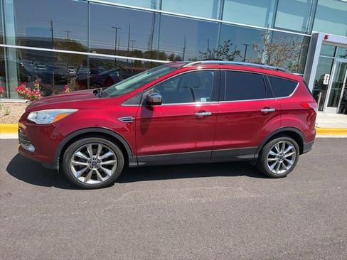 Used 2015 Ford Escape SE w/ SE Chrome Package FWD image 21
