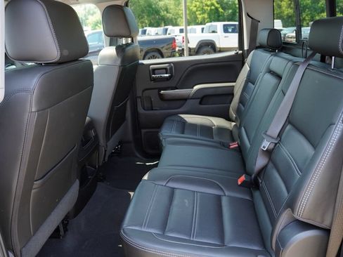 Used 2019 GMC Sierra 2500 Denali AWD/4WD image 18