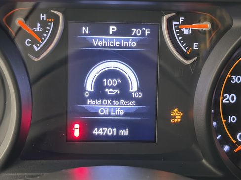 Used 2024 Jeep Wrangler Unlimited Sport AWD/4WD image 15