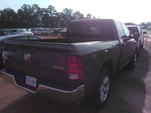 Used 2024 RAM 1500 Classic SLT AWD/4WD image 13
