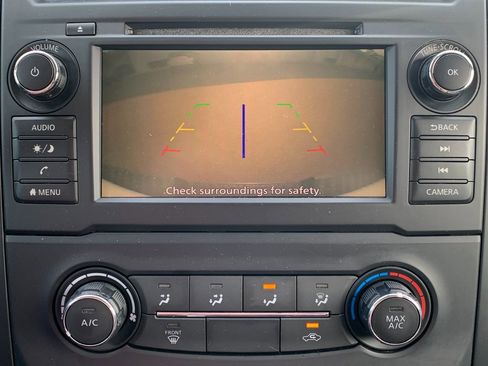 Used 2019 Nissan Titan S w/ S Utility Package image 14