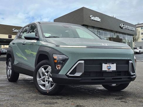 New 2026 Hyundai Kona SE image 1