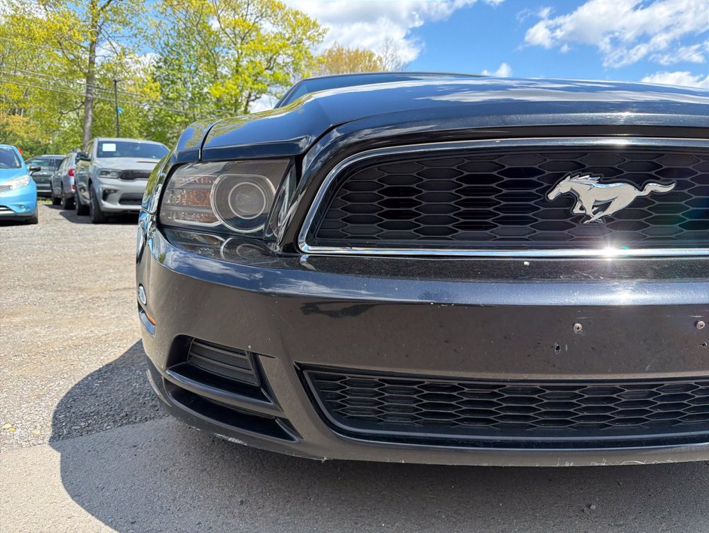 Used 2014 Ford Mustang Convertible RWD image 20