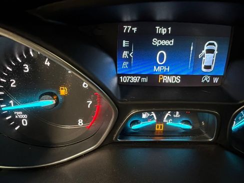 Certified 2019 Ford Escape Titanium AWD/4WD image 24