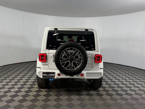 Used 2024 Jeep Wrangler High Altitude AWD/4WD image 7