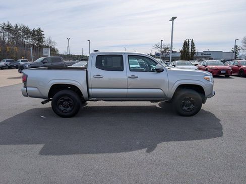 Used 2023 Toyota Tacoma SR AWD/4WD image 7