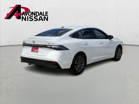 New 2026 Nissan Sentra SL w/ Floor Mat Package FWD image 8