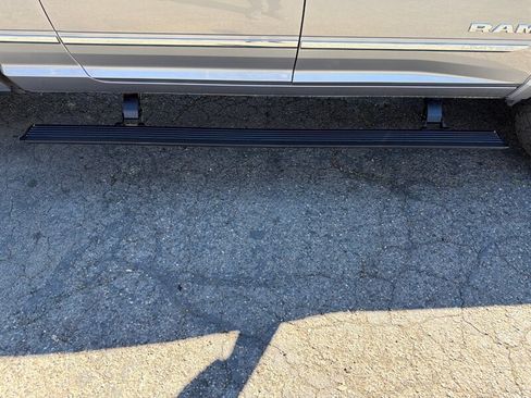 Used 2019 RAM 2500 Limited AWD/4WD image 28