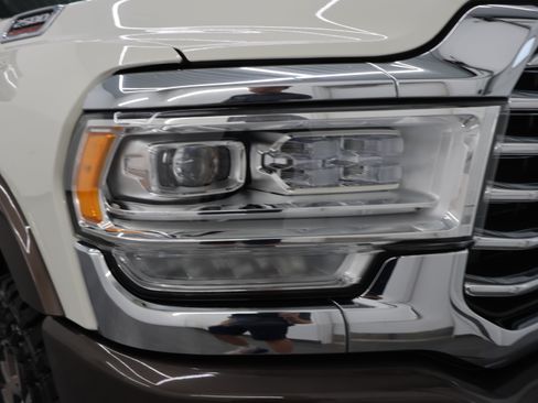 Used 2019 RAM 2500 Limited AWD/4WD image 28