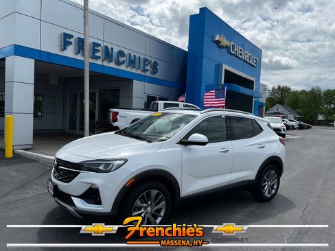 Used 2022 Buick Encore GX Essence w/ Experience Buick Package AWD/4WD image 1