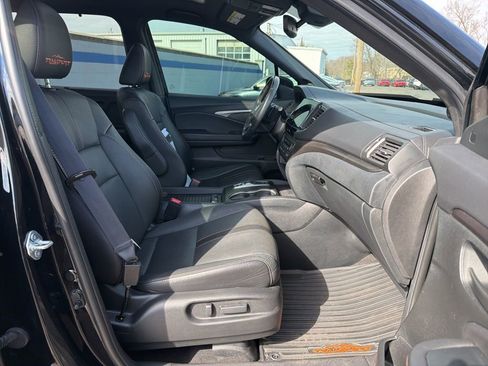 Certified 2022 Honda Passport TrailSport image 26