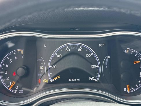 Used 2022 Jeep Grand Cherokee Laredo X AWD/4WD image 22