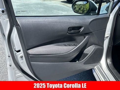 Certified 2025 Toyota Corolla LE image 4