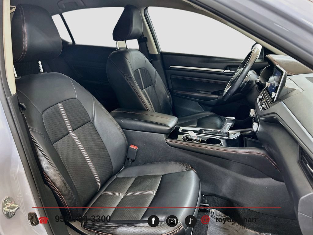 Used 2023 Nissan Altima 2.5 SR FWD image 24
