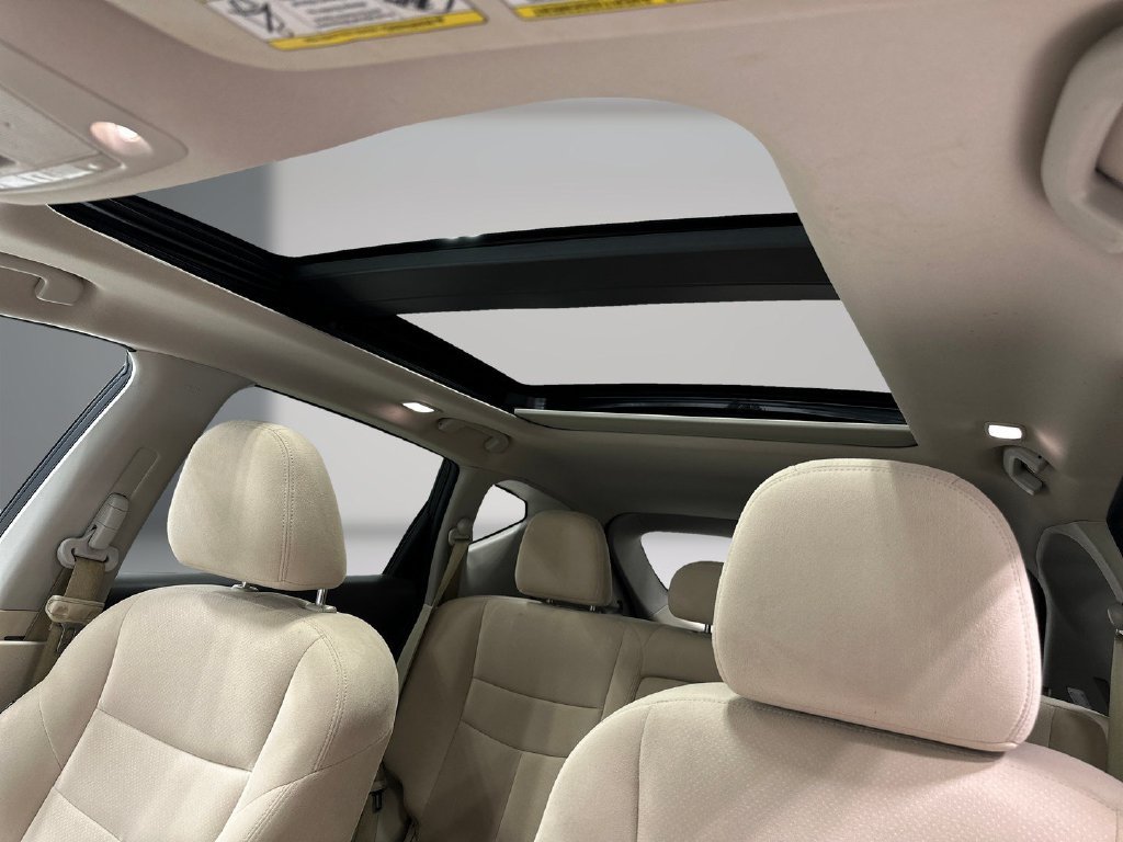 Used 2017 Nissan Murano SV w/ Premium Plus Package FWD image 17