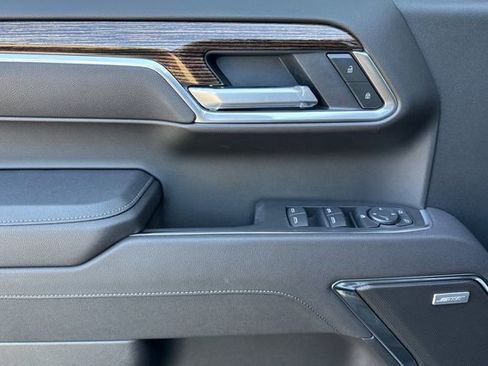 New 2025 GMC Sierra 1500 Elevation w/ Elevation Premium Package image 11