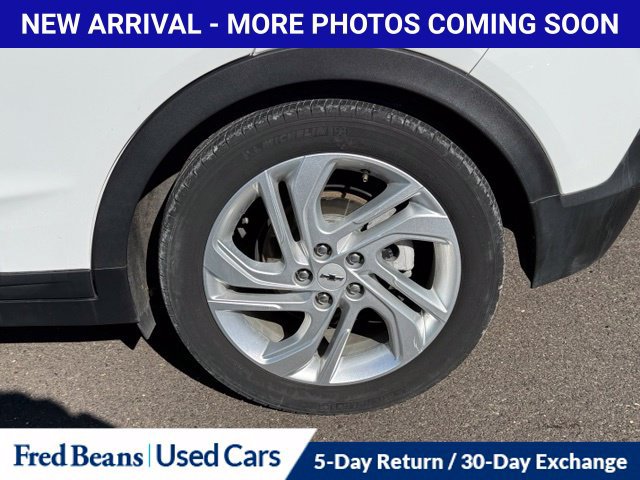 Used 2022 Chevrolet Bolt LT FWD image 7