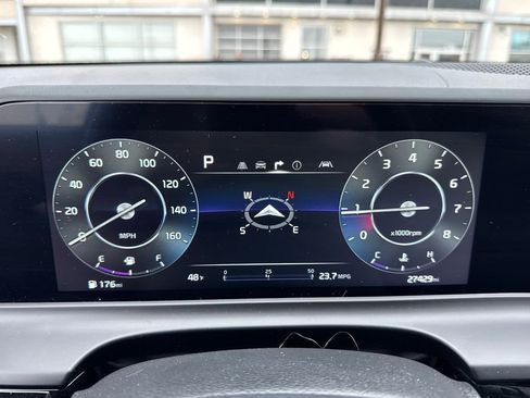 Certified 2024 Kia Seltos X-Line image 16