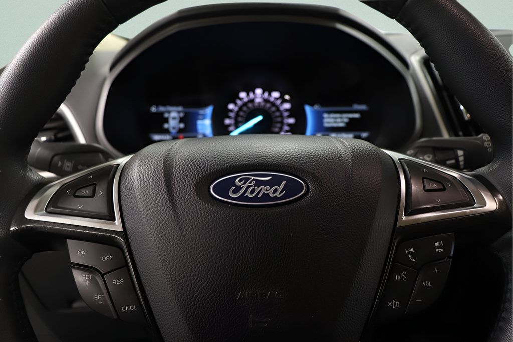 Used 2023 Ford Edge SEL w/ Convenience Package AWD/4WD image 11