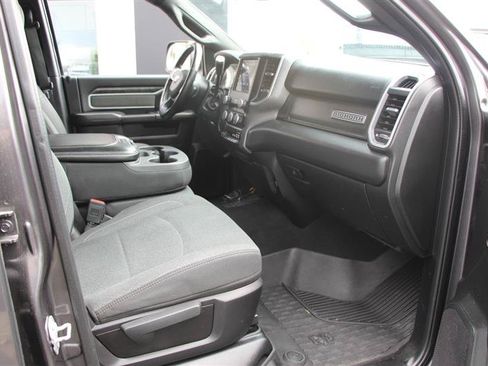 Used 2020 RAM 2500 Big Horn w/ Level 2 Equipment Group AWD/4WD image 10