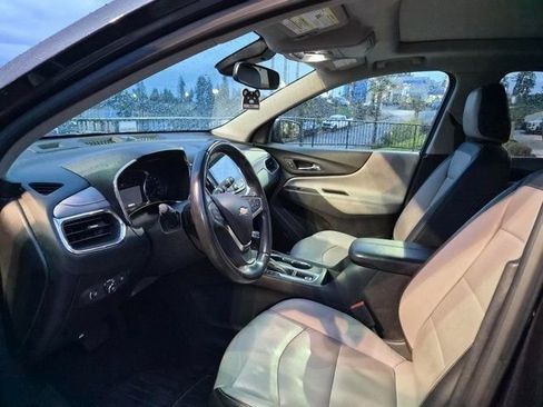 Certified 2018 Chevrolet Equinox Premier image 3