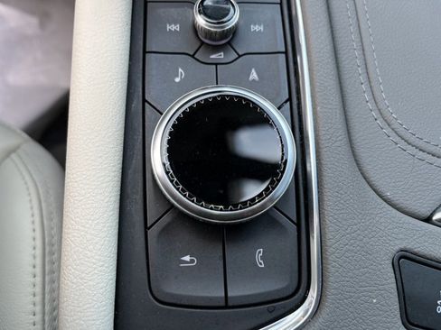 Used 2024 Cadillac XT6 Premium Luxury w/ Technology Package image 23