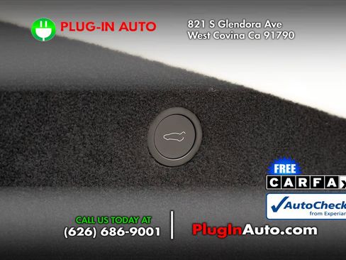 Used 2022 Tesla Model X image 13