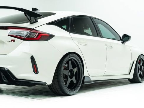 Used 2024 Honda Civic Type R image 14