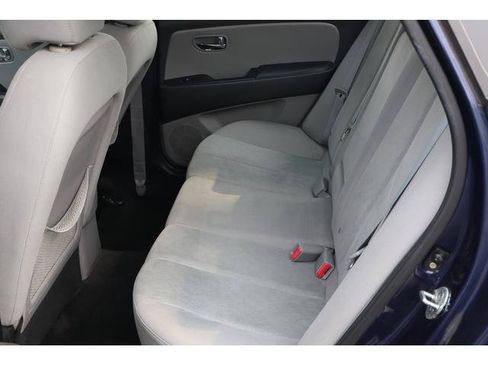 Used 2010 Hyundai Elantra GLS FWD image 6