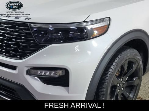 Used 2024 Ford Explorer ST-Line w/ Class IV Trailer Tow Package AWD/4WD image 9