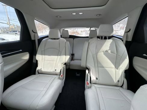 Used 2023 Buick Enclave Essence w/ Experience Buick Package image 28