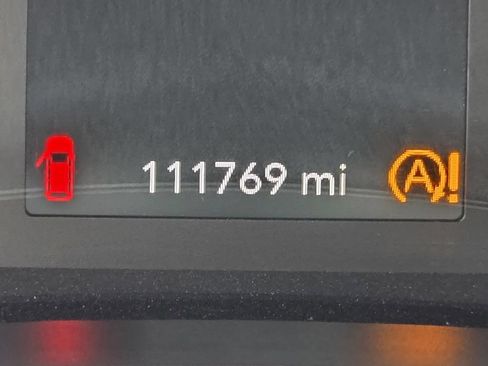 Used 2019 Chrysler Pacifica Touring-L FWD image 39