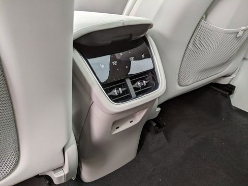 New 2025 Volvo EX90 Plus image 24