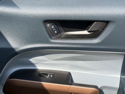 Used 2024 Ford Maverick Lariat FWD image 15