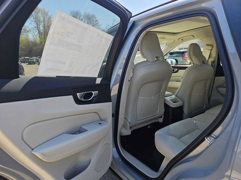 New 2026 Volvo XC60 T8 Ultra w/ Protection Package Premier AWD/4WD image 16