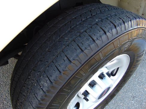 Used 2022 GMC Savana 3500 w/ Power Convenience Package image 47