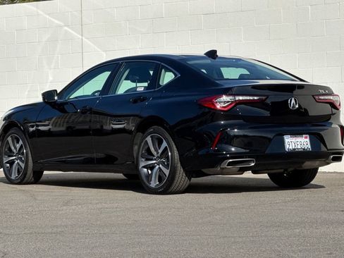 Certified 2025 Acura TLX w/ Technology Package image 3