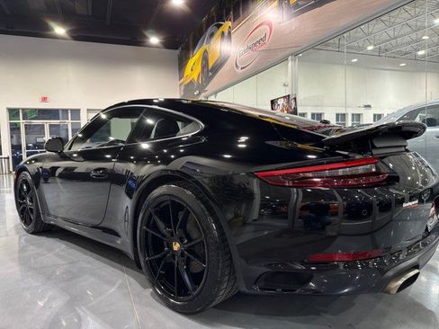 Used 2018 Porsche 911 Carrera image 37